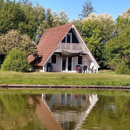 De Gouwe, 158 - Aan Visvijver, De Beste Visstek Gramsbergen Eksteriør billede